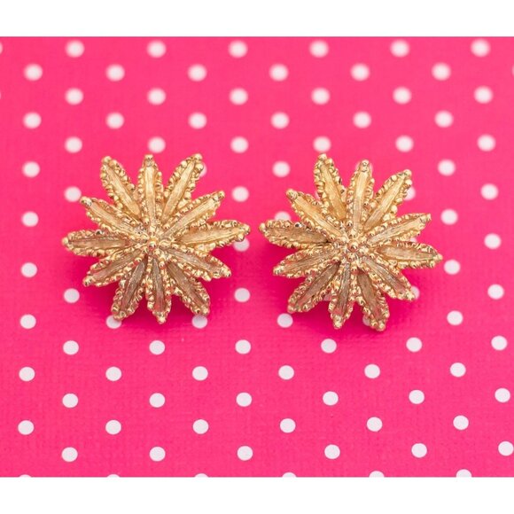 Vintage Twelve Petal Flower Clip On Earrings by Avon - P2 - Picture 1 of 2